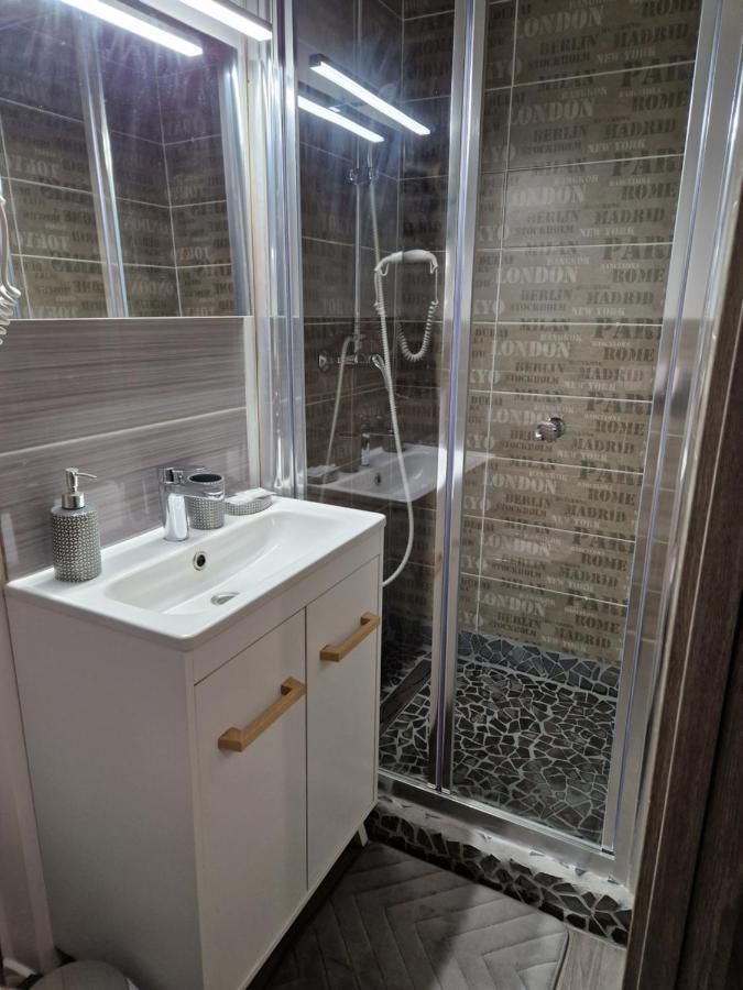Studio Meuble Au Rdc , Proche Lac Екс-ле-Бен Екстер'єр фото